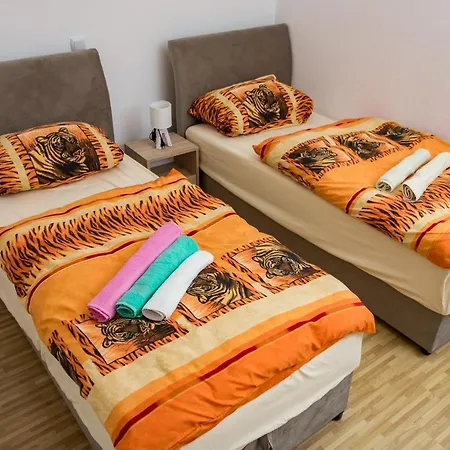 Lazar Apartamento *